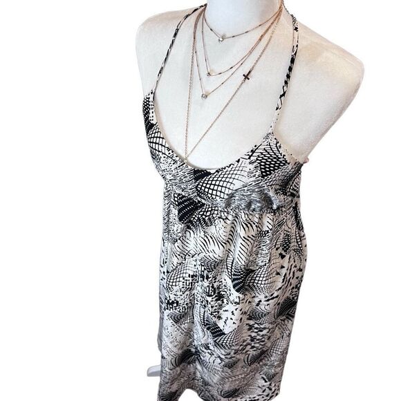 Forever 21 Open Back Asymmetrical Maxi Dress black white size small - Picture 5 of 13